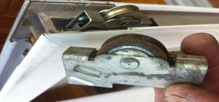 screen door roller repair in Alpine
